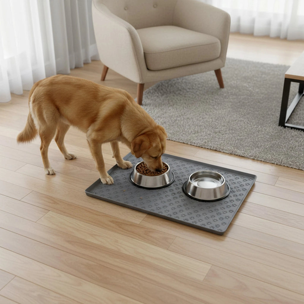 Grey Silicone Raised Edges Pet Feeding Mat for Dog &amp; Cat Bowls 21.65*15.75in