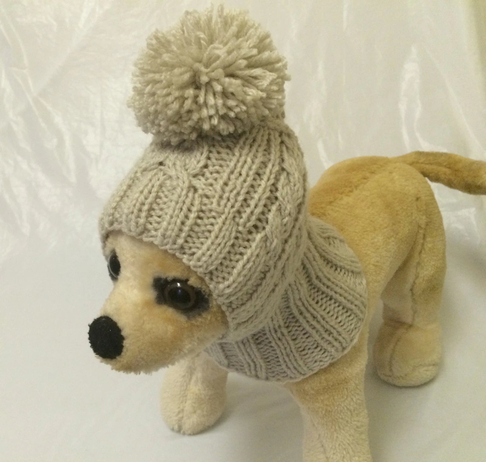 Pet clothes for small dog Knit Snow Hat with Pom Pom sizes XXS XS S nice Gift
