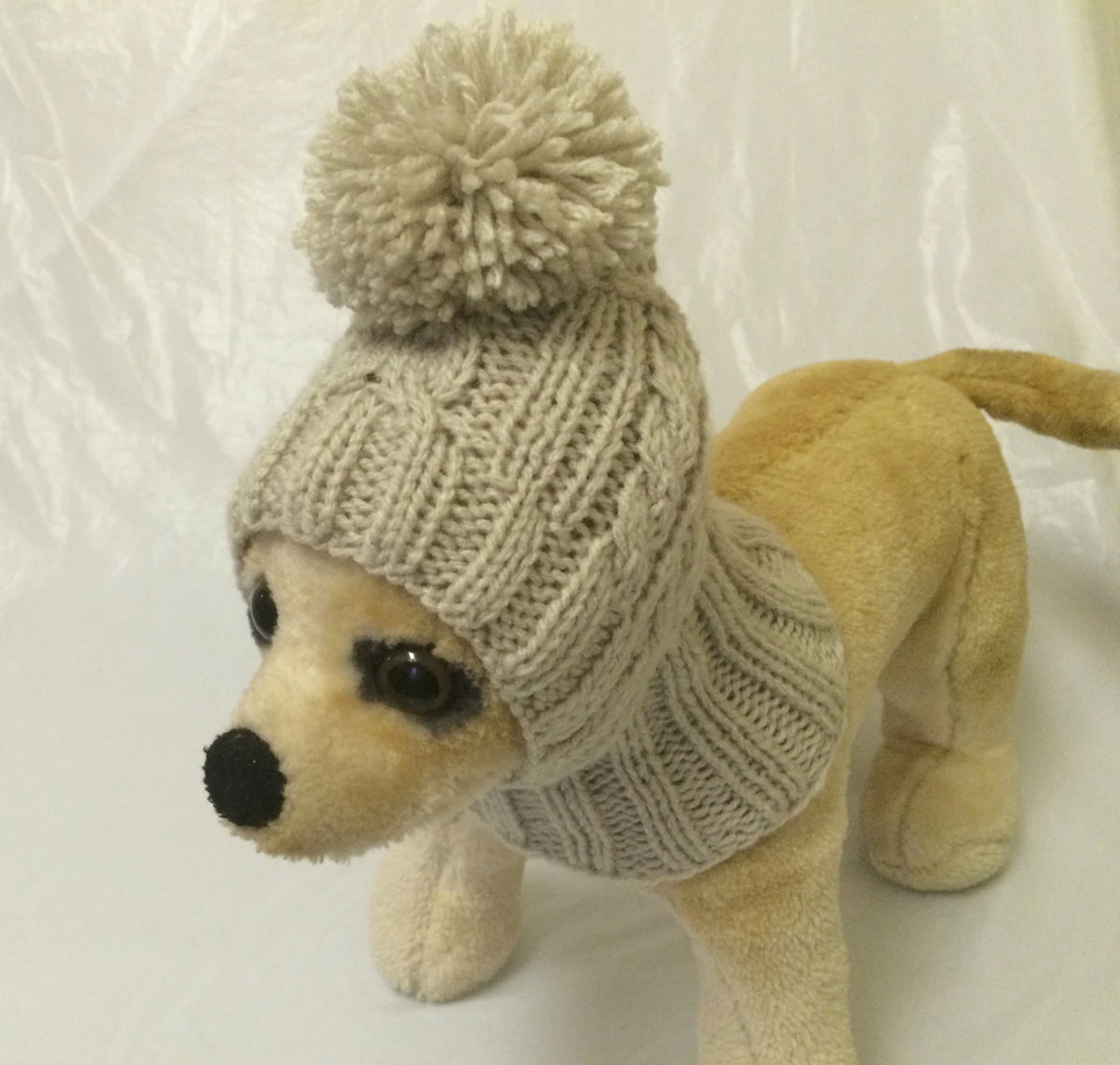 Pet clothes for small dog Knit Snow Hat with Pom Pom sizes XXS XS S nice Gift