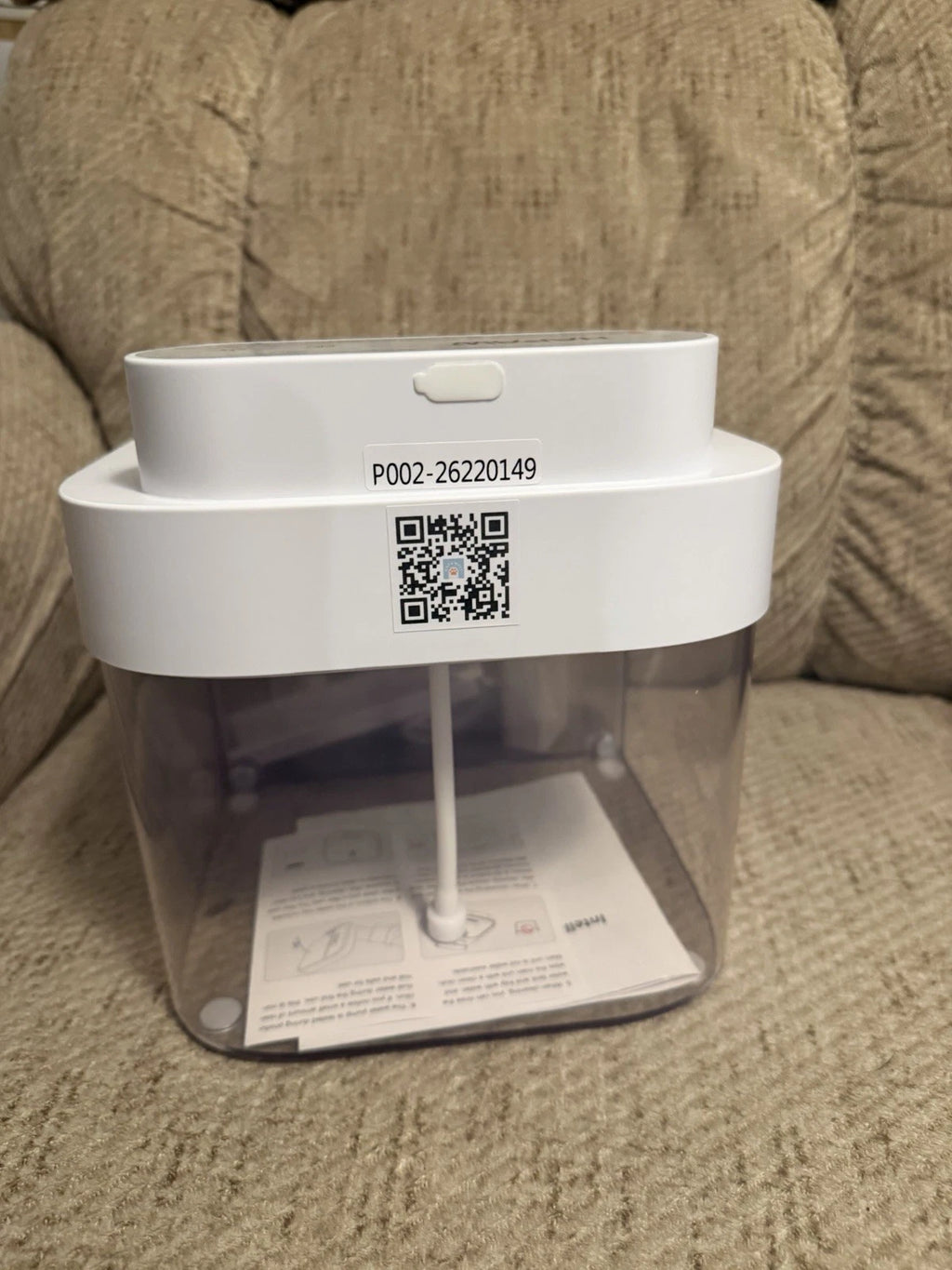 HAPAW Cat Water Fountain Automatic Pet Waterer for Cats &amp; Small Dogs Model P002